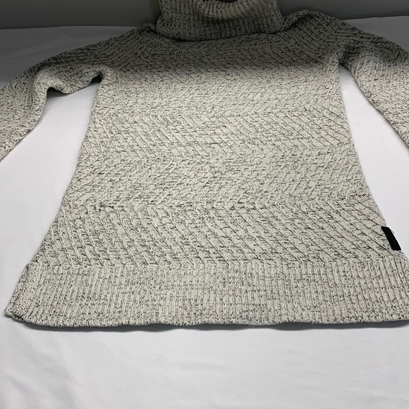 𝅺Roots Turtleneck Sweater Beige with Grey Size XS - Picture 3 of 11